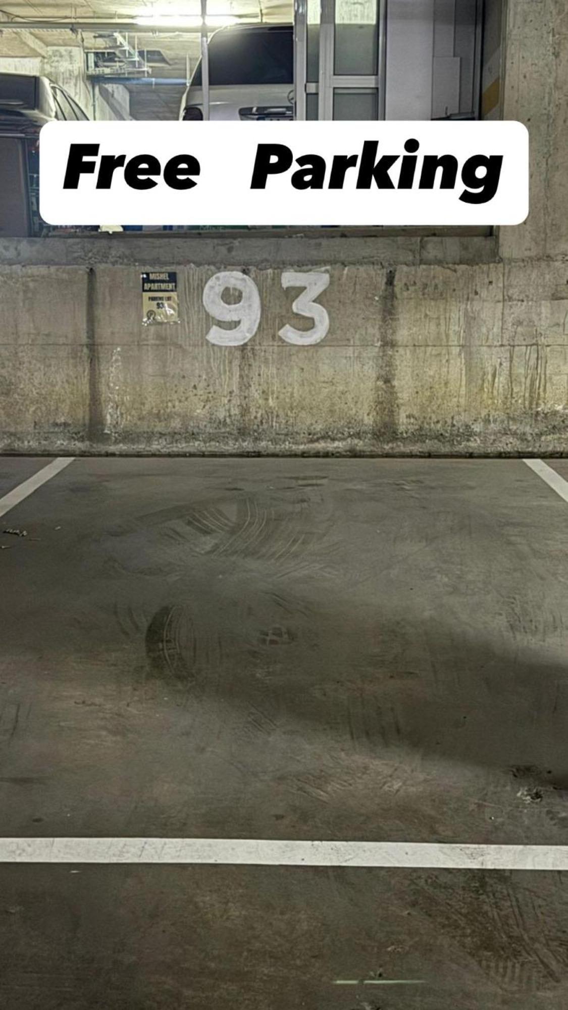 Free Parking Sudio Tirana Leilighet Eksteriør bilde